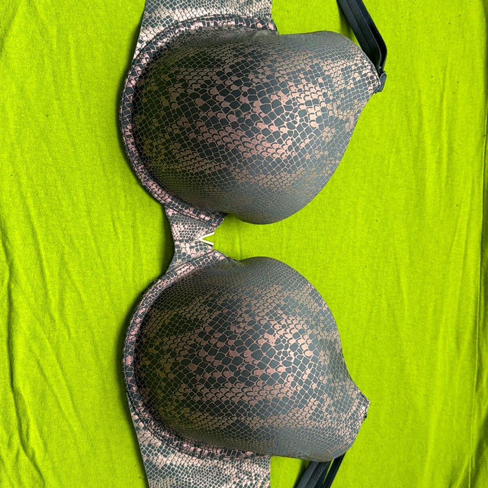 Victoria secret bra SNAKESKIN